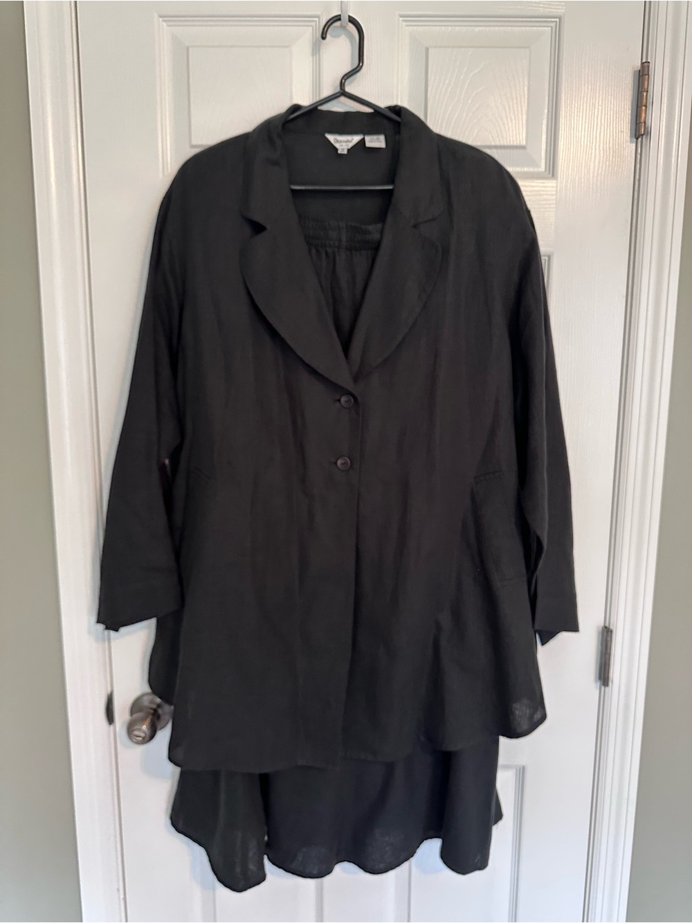 Dorman Black 2 Piece Linen Blazer and Skirt